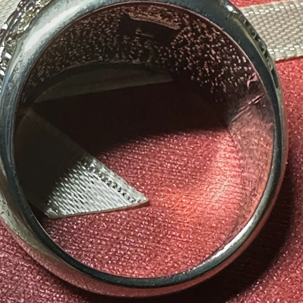 Avon Vintage Day to Night Silver tone Rhinestone Dome Ring - Picture 14 of 16